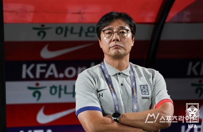 황선홍 국가대표팀 임시감독